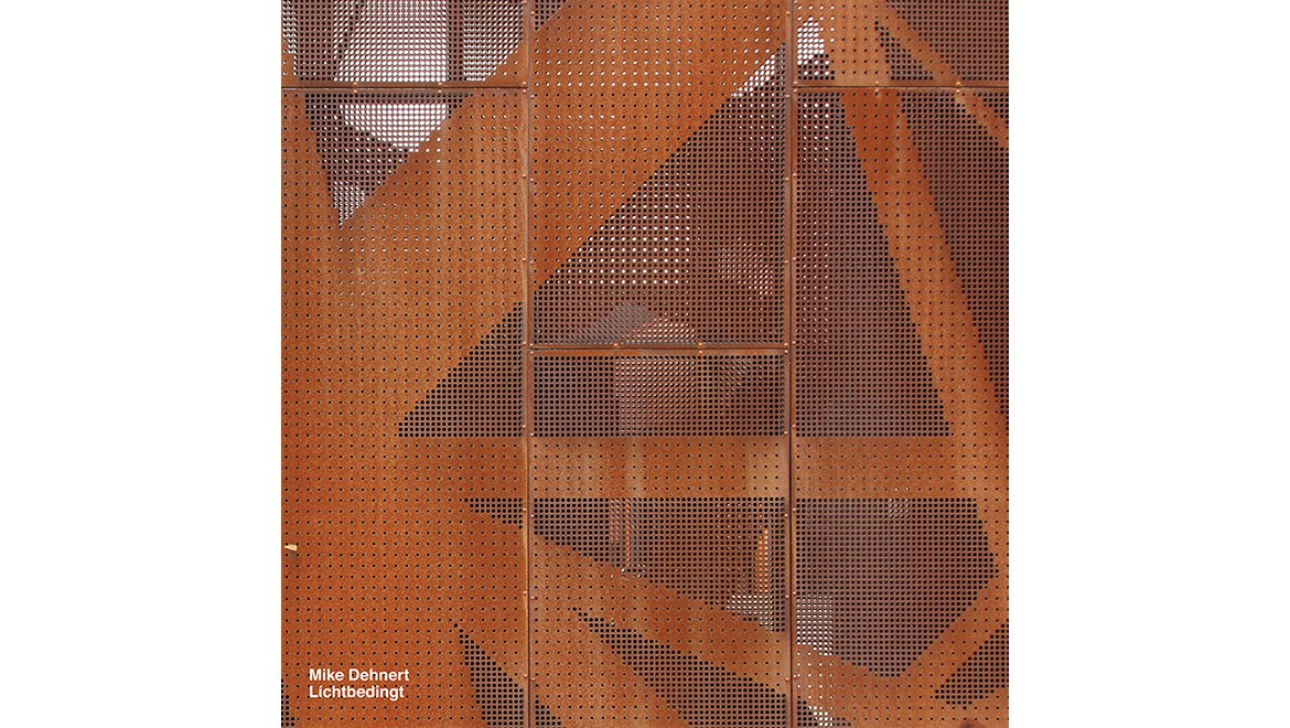 Eines der vielen Plattencover von Graphic Surgery, hier für den Berliner Technoproduzenten Mike Dehnert Eines der vielen Plattencover von Graphic Surgery, hier für den Berliner Technoproduzenten Mike Dehnert